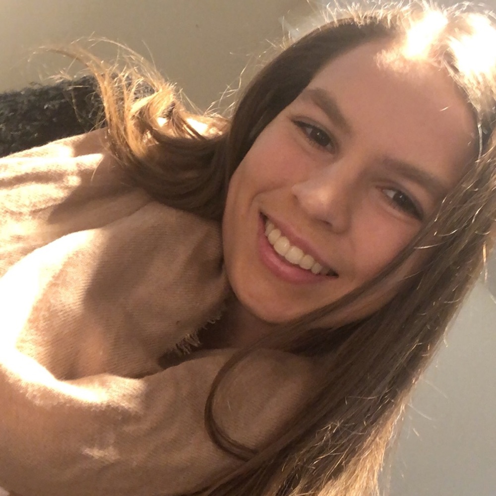 Meet your Posher, Amber
